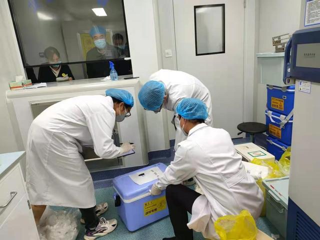 白银市药品检验检测中心开展疫情防控志愿服务活动